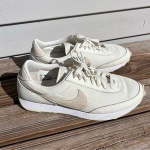 Nike Sneakers size W 10